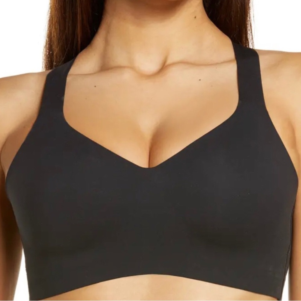 Chantelle Sport High Impact Wirefree Bra